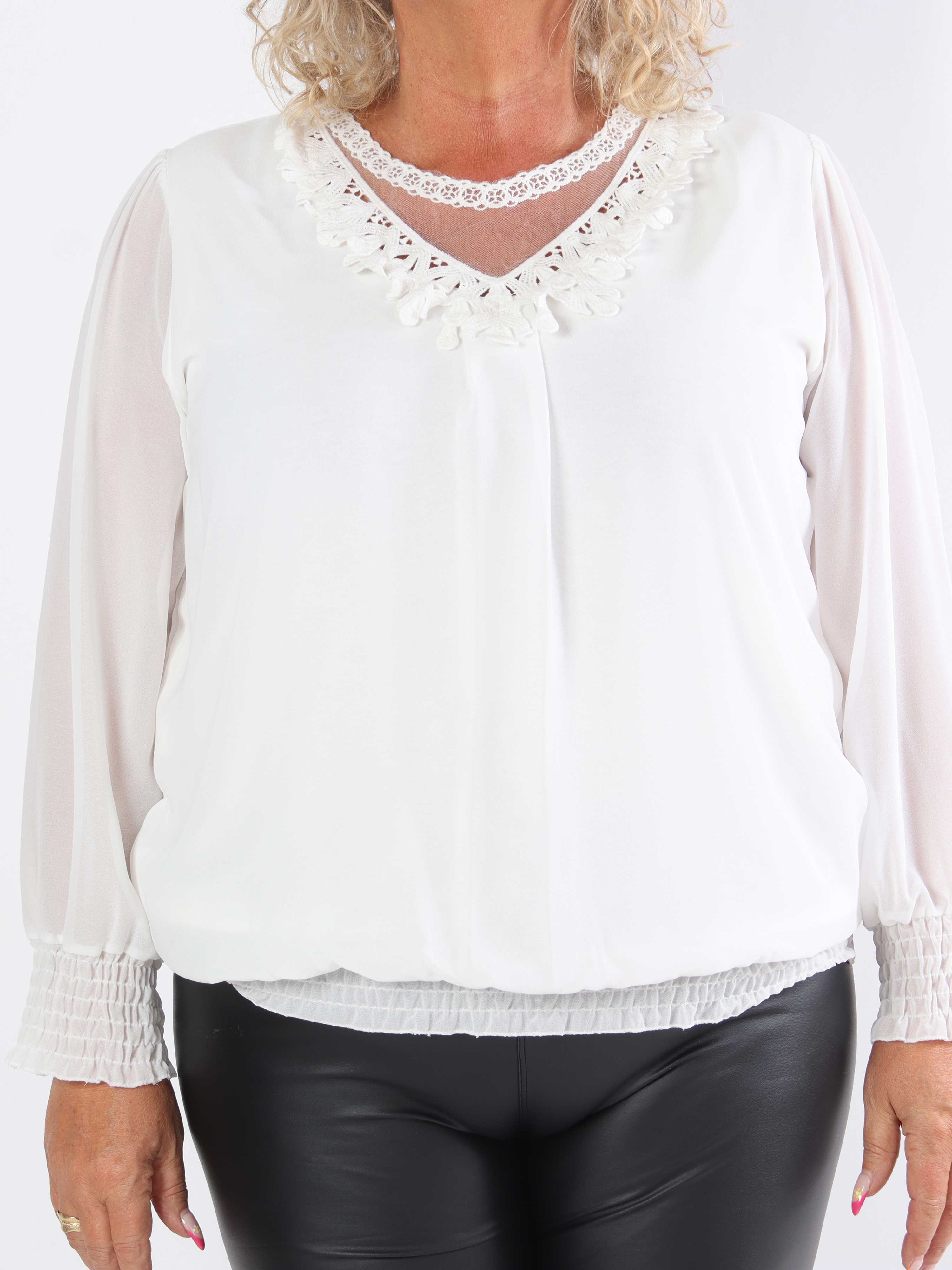 Addison - Plus size-tunika i chiffong med urringningsdetaljer